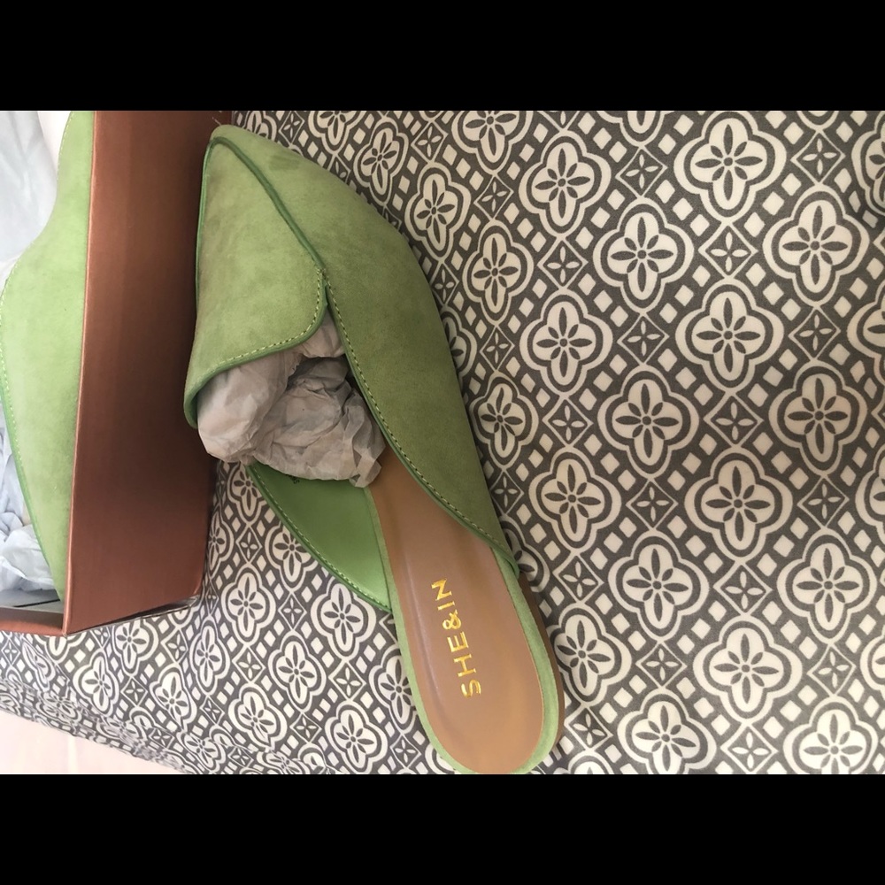 SHEIN Mint Green Mule sz. 11